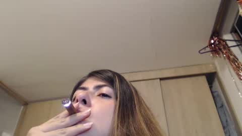 Snapshot of skyler1195 chatting on 02/28/25, 02:09 Skyler online show from 02/28/25, 02:09