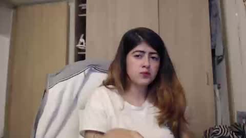 Snapshot of skyler1195 chatting on 02/28/25, 05:15 Skyler online show from 02/28/25, 05:15