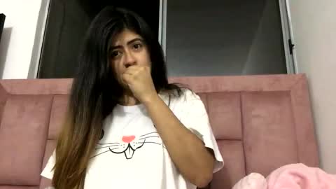 Snapshot of skyler1195 chatting on 11/29/25, 12:02 Skyler online show from 11/29/25, 12:02