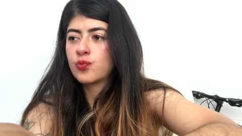 Skyler online show from 02/11/26, 04:01