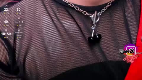 blue online show from 04/08/26, 12:43