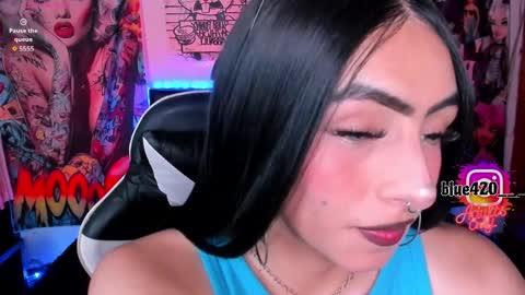 blue online show from 04/10/26, 07:40