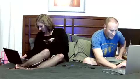 Snapshot of skyler_lo chatting on 12/22/25, 03:03 Skyler Lo online show from 12/22/25, 03:03