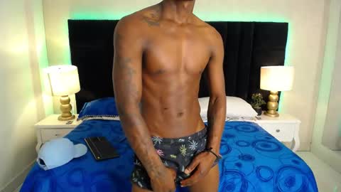 SKYLERBIGXXX online show from 05/19/26, 04:08