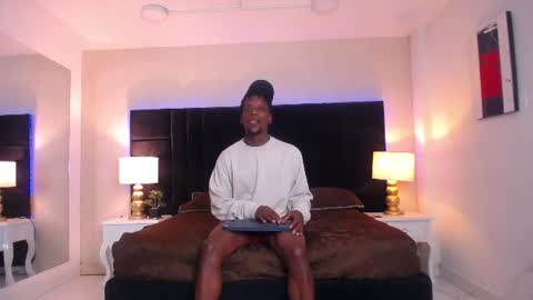 Snapshot of skylerbigxxx chatting on 07/12/26, 03:41 SKYLERBIGXXX online show from 07/12/26, 03:41