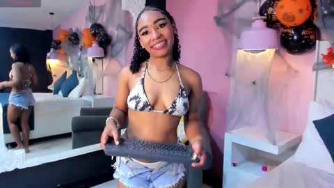 skylerbloom online show from 10/25/25, 02:02