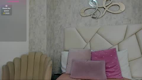 Skyler online show from 11/05/25, 08:09