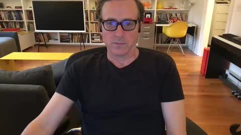 Snapshot of skyline3371 chatting on 10/20/25, 02:39 Skyline3371 online show from 10/20/25, 02:39