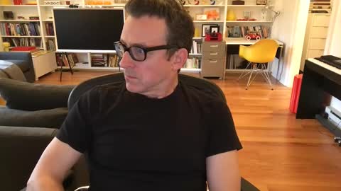 Snapshot of skyline3371 chatting on 11/03/25, 06:42 Skyline3371 online show from 11/03/25, 06:42