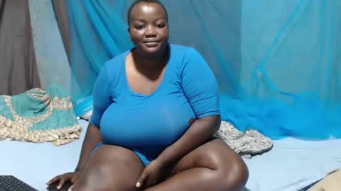 Snapshot of skylla07 chatting on 02/06/25, 03:06 sheliah online show from 02/06/25, 03:06