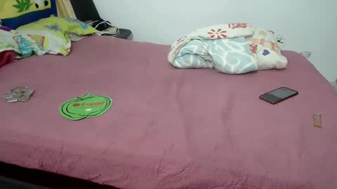 Snapshot of skynataly chatting on 12/05/24, 10:55 skynata online show from 12/05/24, 10:55