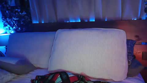 skyonetoo3 online show from 03/06/25, 02:51
