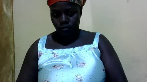 skyra1 online show from 12/22/24, 08:27