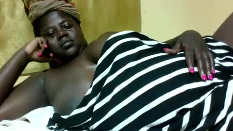 skyra1 online show from 01/20/25, 06:10