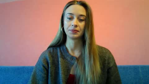 Snapshot of skyremnant chatting on 12/16/25, 09:03 skyremnant online show from 12/16/25, 09:03