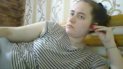 skyressie333 online show from 02/15/26, 05:20