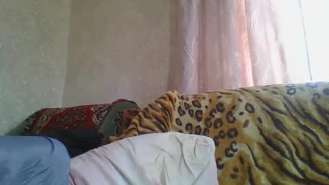 skyressie333 online show from 03/31/26, 02:06