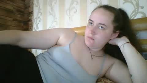 skyressie333 online show from 05/08/26, 06:24