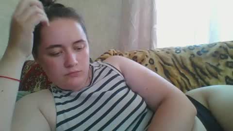 skyressie333 online show from 06/29/26, 10:59