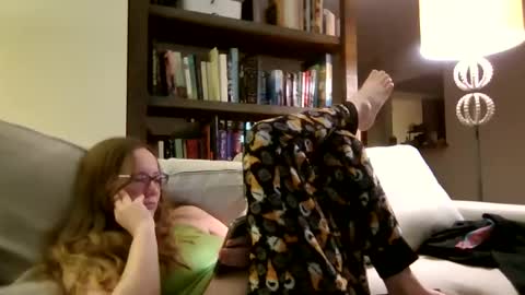 Sky Winters online show from 10/25/25, 01:46