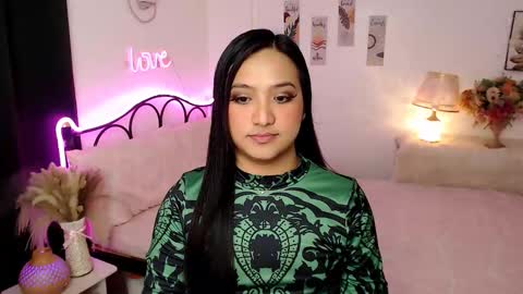 Queen Cyrine online show from 11/16/25, 02:44