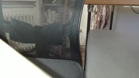 Snapshot of slave_bitch_boy chatting on 12/25/24, 11:53 slave_bitch_boy online show from 12/25/24, 11:53