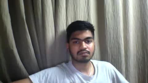 Snapshot of slavesj18 chatting on 02/26/25, 03:08 Add me on hangout sjcool1998 online show from 02/26/25, 03:08