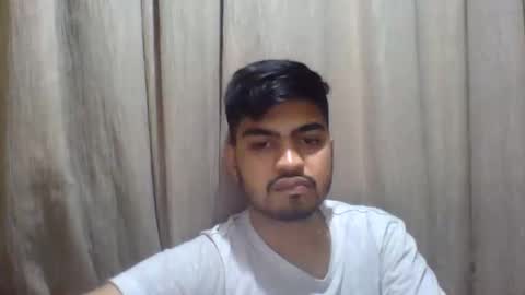 Snapshot of slavesj18 chatting on 09/27/25, 06:02 Add me on hangout sjcool1998 online show from 09/27/25, 06:02