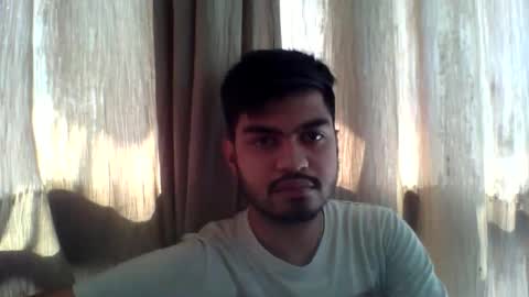 Snapshot of slavesj18 chatting on 10/05/25, 08:34 Add me on hangout sjcool1998 online show from 10/05/25, 08:34