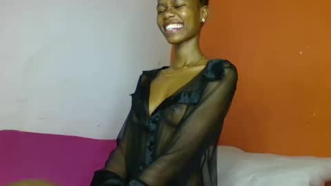 Snapshot of slaybby chatting on 02/06/25, 07:56 Slaybby online show from 02/06/25, 07:56