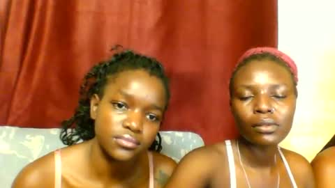 Snapshot of sleek_ass chatting on 02/21/25, 03:43 sleek_ass online show from 02/21/25, 03:43