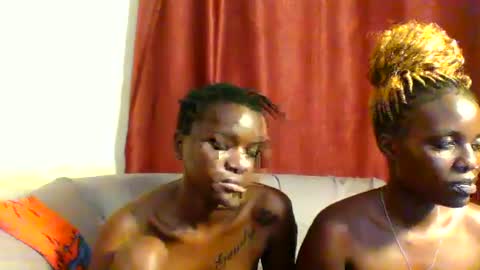 Snapshot of sleek_ass chatting on 03/10/25, 04:14 sleek_ass online show from 03/10/25, 04:14