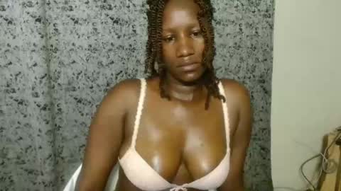 Snapshot of sleekmellanin chatting on 09/11/25, 10:37 sleekmellanin online show from 09/11/25, 10:37