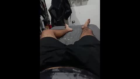 Snapshot of sleepcoder chatting on 11/18/25, 01:11 sleepcoder online show from 11/18/25, 01:11