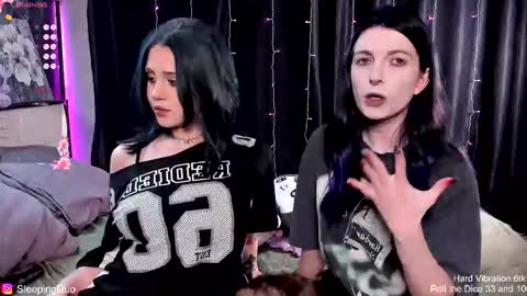 Hi We are Iva and Angela Nice to meet u 3 online show from 12/19/25, 04:36