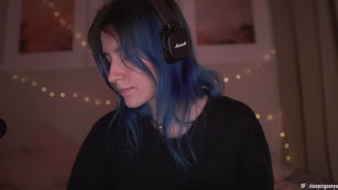 Snapshot of sleepingsonya chatting on 12/20/24, 08:34 Sonya online show from 12/20/24, 08:34