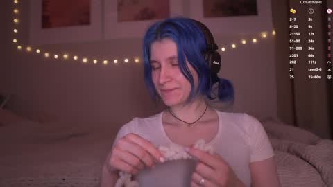 Snapshot of sleepingsonya chatting on 01/19/25, 09:55 Sonya online show from 01/19/25, 09:55