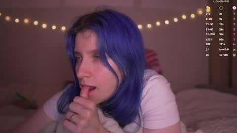 Snapshot of sleepingsonya chatting on 03/05/25, 10:32 Sonya online show from 03/05/25, 10:32