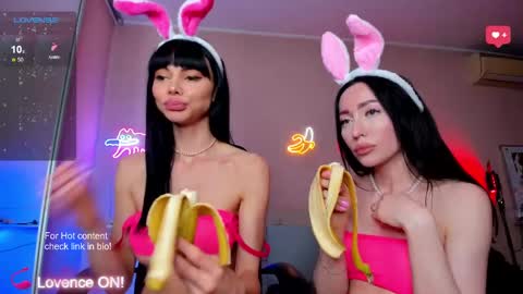 Snapshot of slemgem chatting on 02/18/25, 06:04 Slemgem Amy  friends online show from 02/18/25, 06:04