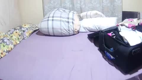 slender_sweetbabe online show from 06/02/26, 06:26