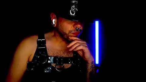 Slick online show from 01/12/26, 05:34