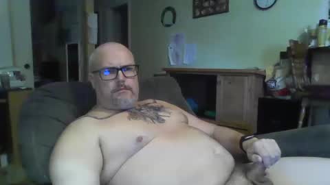 Snapshot of slickdick160 chatting on 10/10/25, 05:23 slickdick160 online show from 10/10/25, 05:23