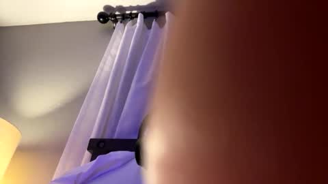 Snapshot of slickdog1969 chatting on 11/04/25, 05:17 Slickdog online show from 11/04/25, 05:17