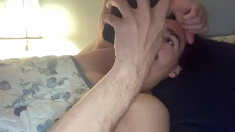 Snapshot of slickmass chatting on 12/18/24, 03:47 SlickMass online show from 12/18/24, 03:47