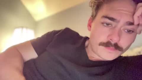 Snapshot of slickmass chatting on 12/24/24, 02:10 SlickMass online show from 12/24/24, 02:10