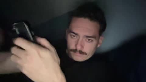 Snapshot of slickmass chatting on 01/03/25, 03:27 SlickMass online show from 01/03/25, 03:27