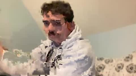 Snapshot of slickmass chatting on 02/09/25, 03:00 SlickMass online show from 02/09/25, 03:00