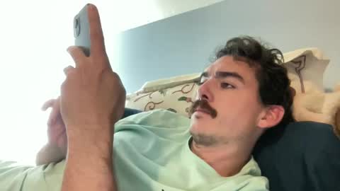 Snapshot of slickmass chatting on 09/28/25, 08:47 SlickMass online show from 09/28/25, 08:47