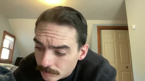 Snapshot of slickmass chatting on 11/18/25, 07:29 SlickMass online show from 11/18/25, 07:29