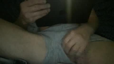 Snapshot of slienthear83 chatting on 12/08/24, 03:32 slienthear83 online show from 12/08/24, 03:32